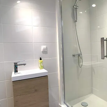 Renovated 100M² Townhouse , In The Heart Of The Old Town Of Antibes *