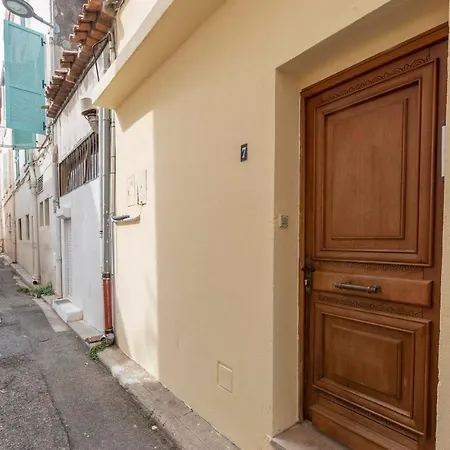 Apartman Renovated 100M² Townhouse , In The Heart Of The Old Town Of Antibes Antibes