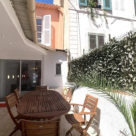 Renovated 100M² Townhouse , In The Heart Of The Old Town Of Antibes * Antibes