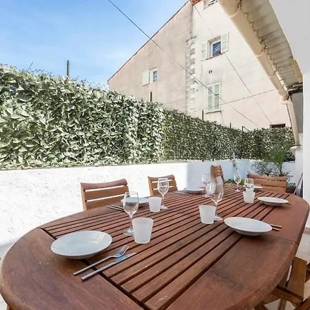 Apartman Renovated 100M² Townhouse , In The Heart Of The Old Town Of Antibes Antibes